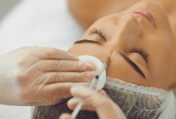 Botox có tự tan không? Cách làm tan botox nhanh là gì?