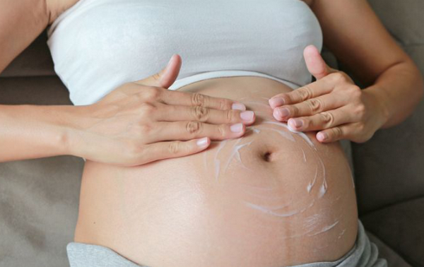 Cách ngăn ngừa rạn da cho bà bầu và phương pháp điều trị rạn da sau sinh