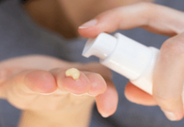 Tretinoin là gì? Cách sử dụng Tretinoin chăm sóc da hiệu quả và an toàn