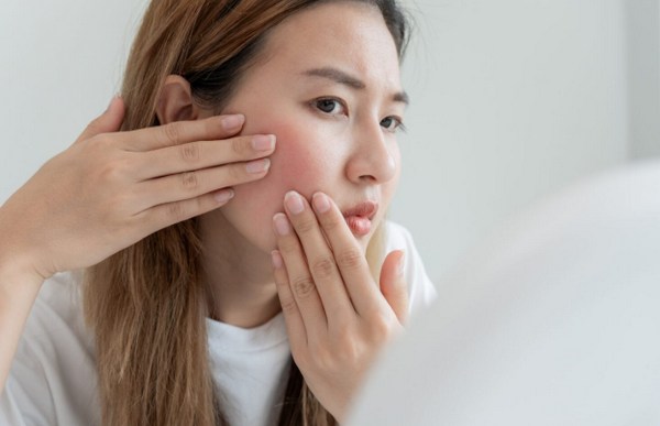 Retinol làm sáng da được không? Có nên dùng không?