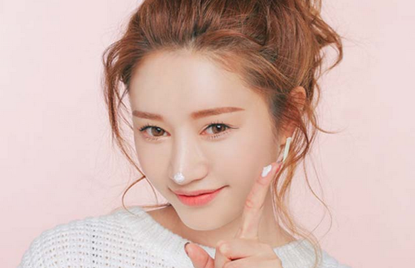 Tretinoin Ấn Độ có tốt không? Giá bao nhiêu tiền