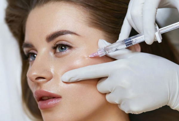 Cấy căng bóng da mặt có tốt không? Phù hợp với ai