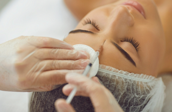 Dysport xóa nhăn gian mày được không? Tiêm như thế nào?