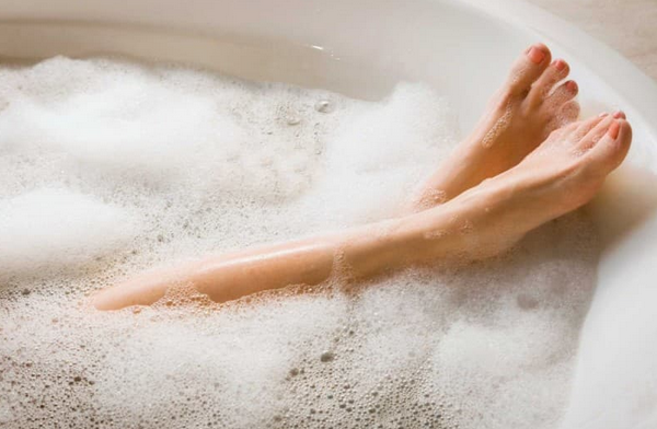 Triệt lông xong có được tắm không? 