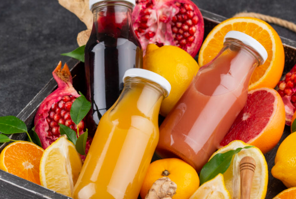 Nước ép trái cây có tốt cho da không? Uống sai dễ nổi mụn
