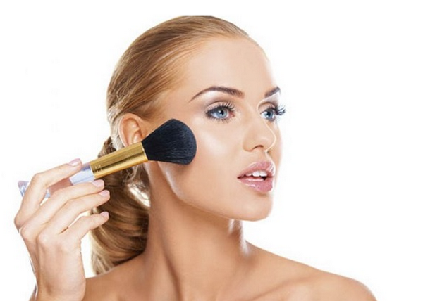 Phấn rôm là gì? Có an toàn không? Cách sử dụng phấn rôm