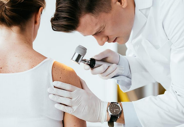 Da sần sùi như da gà: Nguyên nhân, dấu hiệu và cách cải thiện hiệu