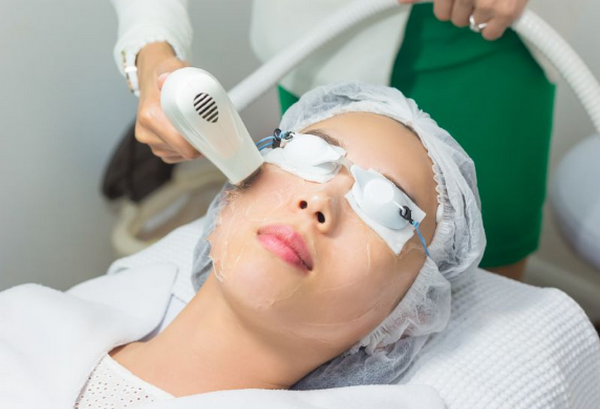 Phục Hồi Da Sau Laser: Cách Chăm Sóc Giúp Da Nhanh Lành Và Hạn Chế Biến Chứng